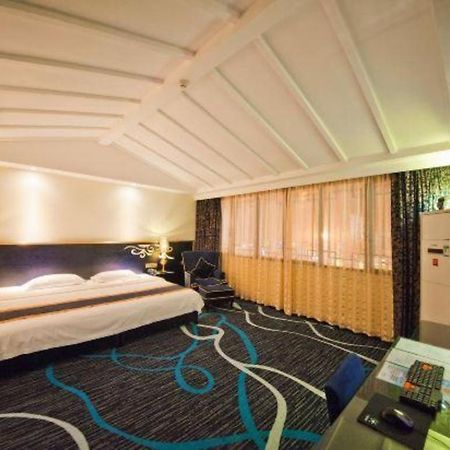 Guilin Sapphire Hotel Exterior photo