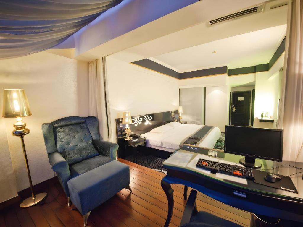 Guilin Sapphire Hotel Exterior photo